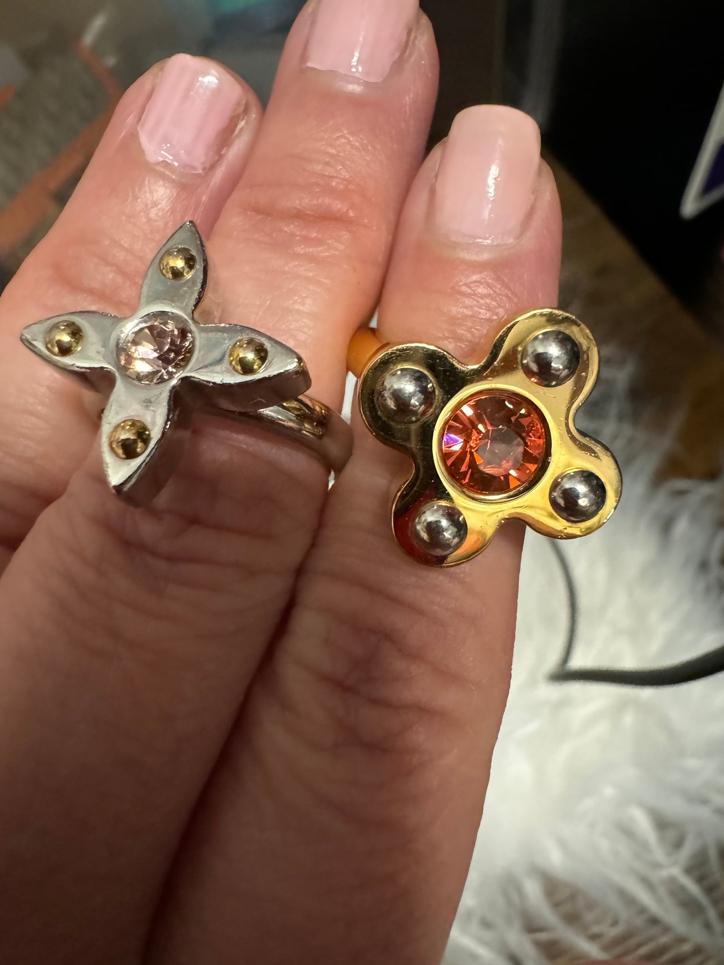 Louis Vuitton Love Letter Flower Ring Set