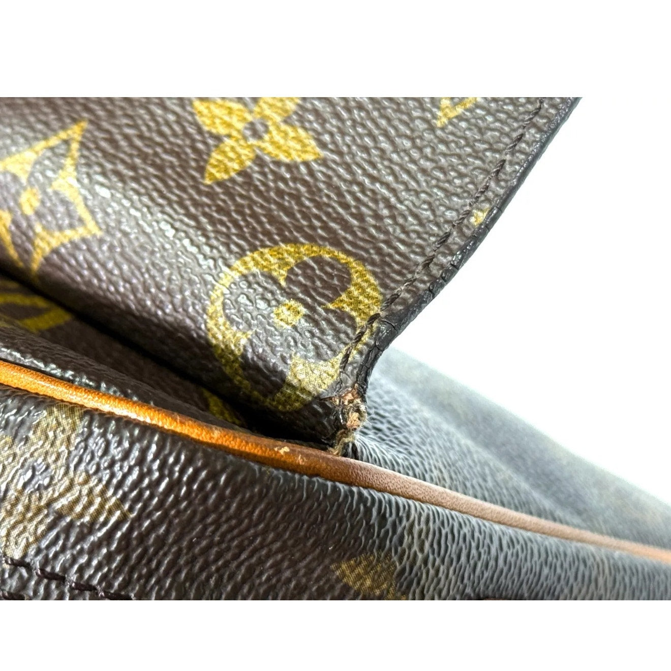 Louis Vuitton Saint Germain 24 Shoulder Bag